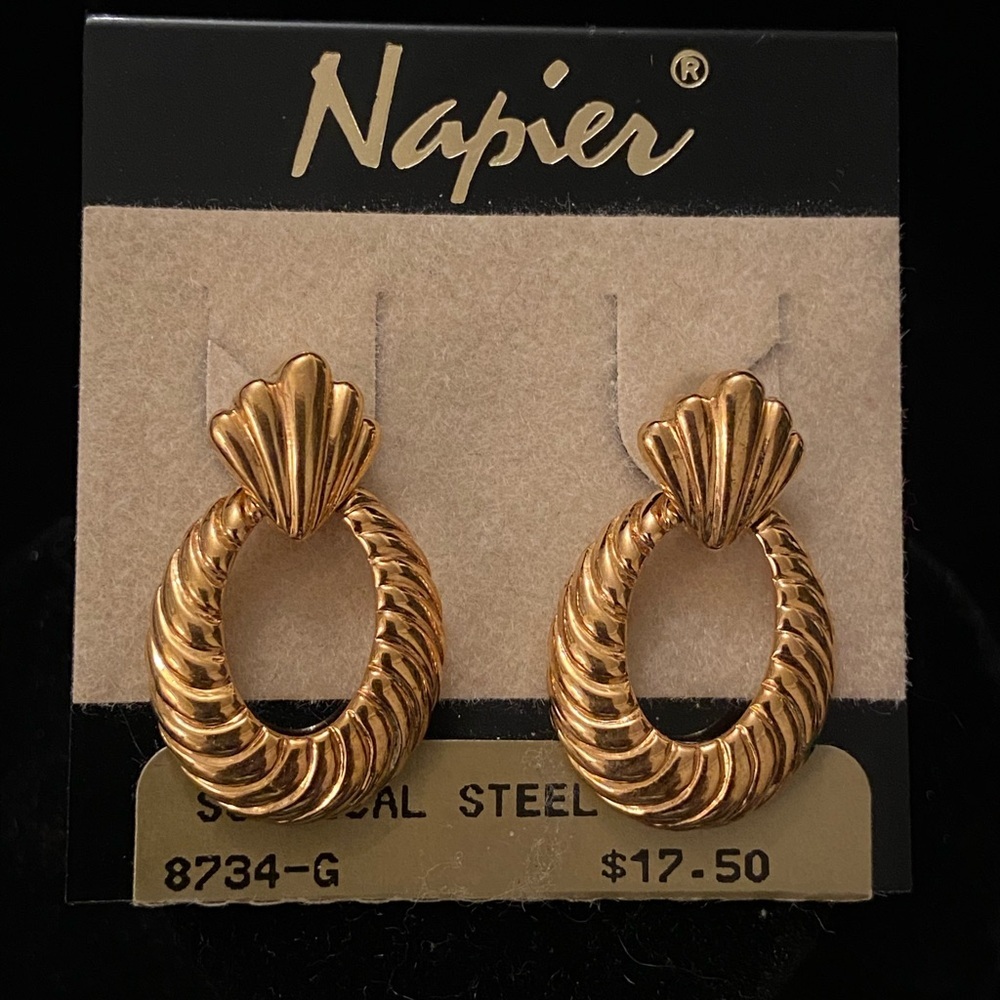 Vintage Napier door knocker oval fan drop gold plated earrings pierced - Picture 2 of 5